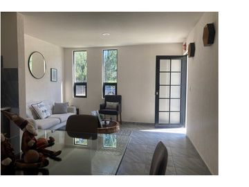 CASA EN VENTA EN CLUSTER, 1 PLANTA 3 REC 2 BAÑOS. AL NORTE CIUDAD INDUSTRIAL CELAYA GTO. SANTA LULU