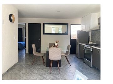 CASA EN VENTA EN CLUSTER, 1 PLANTA 3 REC 2 BAÑOS. AL NORTE CIUDAD INDUSTRIAL CELAYA GTO. SANTA LULU