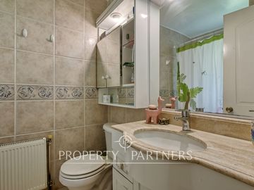 HERMOSO DEPARTAMENTO DUPLEX  A LA VENTA EN EXCLUSIVO CONDOMINIO DE PEÑALOLÉN ALTO
