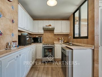 HERMOSO DEPARTAMENTO DUPLEX  A LA VENTA EN EXCLUSIVO CONDOMINIO DE PEÑALOLÉN ALTO
