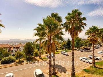 HERMOSO DEPARTAMENTO DUPLEX  A LA VENTA EN EXCLUSIVO CONDOMINIO DE PEÑALOLÉN ALTO