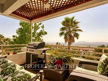 HERMOSO DEPARTAMENTO DUPLEX  A LA VENTA EN EXCLUSIVO CONDOMINIO DE PEÑALOLÉN ALTO