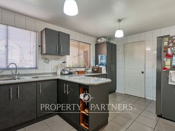 CASA EN VENTA EN CONDOMINIO, SECTOR CONSISTORIAL DE PEÑALOLÉN