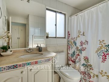 CASA EN VENTA EN CONDOMINIO, SECTOR CONSISTORIAL DE PEÑALOLÉN