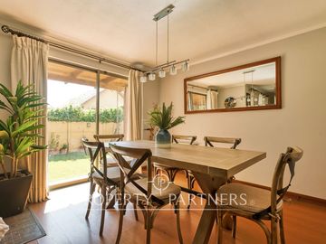 CASA EN VENTA EN CONDOMINIO, SECTOR CONSISTORIAL DE PEÑALOLÉN
