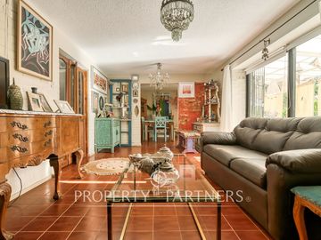 HERMOSA CASA  EN  VENTA DENTRO DE CONDOMINIO EN PEÑALOLÉN