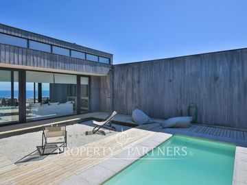 Exclusiva Casa en  de Agua Dulce, Huentelauquen.