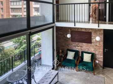 Dúplex en moderno edificio con piscina, Providencia