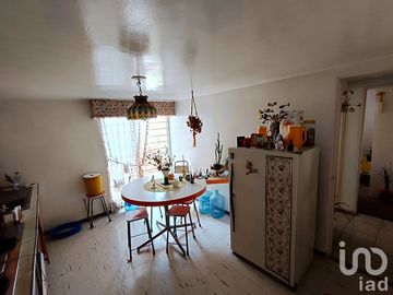 Casa en venta en Residencial El Dorado, Tlanepantla, Estado de México. (SOLO PAGO DE CONTADO)