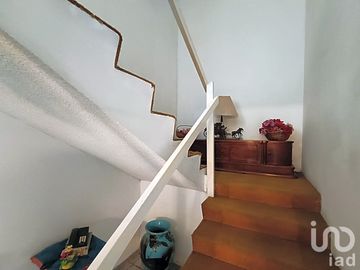 Casa en venta en Residencial El Dorado, Tlanepantla, Estado de México. (SOLO PAGO DE CONTADO)