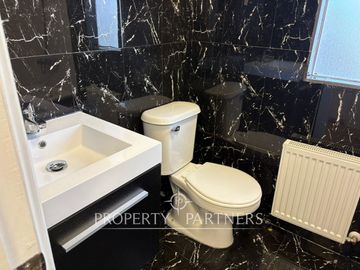 Excelente casa, recien remodelada en sector La Molinera