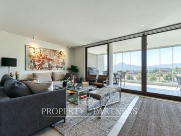 Departamento con vista despejada en San Carlos de Apoquindo