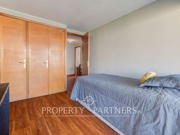 Venta de amplio departamento ubicado en zona residencial de Providencia