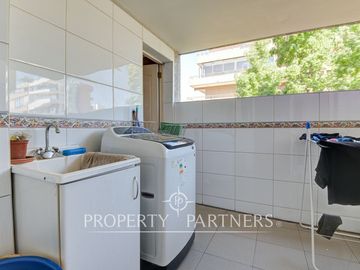 Venta de amplio departamento ubicado en zona residencial de Providencia