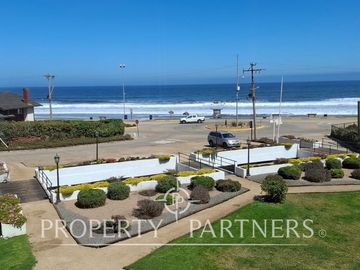 Departamento en primera línea con vista privilegiada al mar