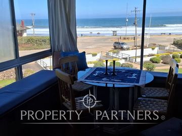 Departamento en primera línea con vista privilegiada al mar