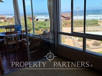 Departamento en primera línea con vista privilegiada al mar