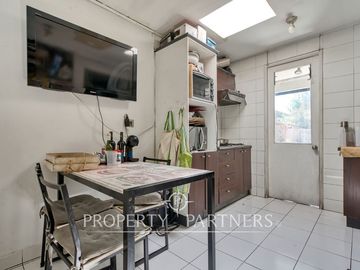 Casa de 2 pisos con piscina, a la venta en sector Parque Tobalaba, Peñalolén