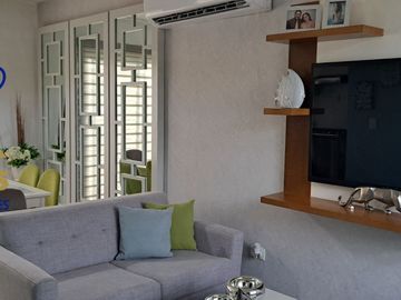 CASAS NUEVAS CON ALBERCA EN ZONA INDUSTRIAL