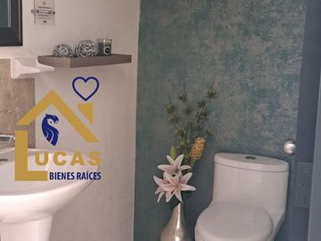 CASAS NUEVAS CON ALBERCA EN ZONA INDUSTRIAL