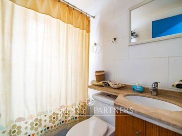 Impresionante Casa en Venta con una Espectacular Vista en La Herradura
