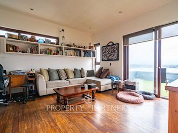 Impresionante Casa en Venta con una Espectacular Vista en La Herradura