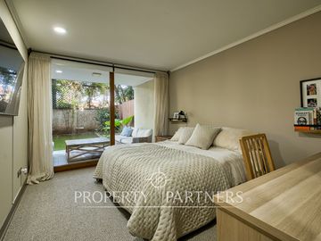 Cómodo departamento con jardín, Dehesa Central