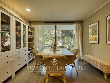 Cómodo departamento con jardín, Dehesa Central