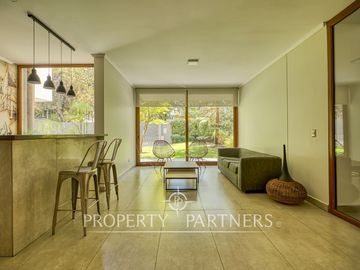 Cómodo departamento con jardín, Dehesa Central