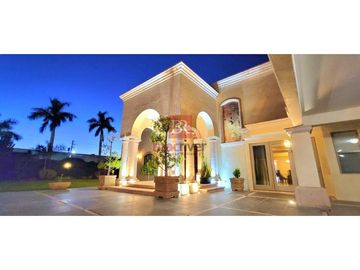CASA EN VENTA EN COL. ZONA NORTE. CD. OBREGÓN, SONORA