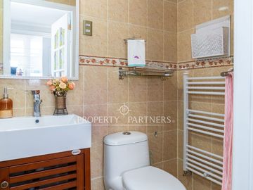 Se vende preciosa y acogedora casa con departamento independiente