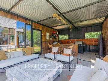 Casa en Parcela en Exclusivo Sector de Pirque, Santa Rita