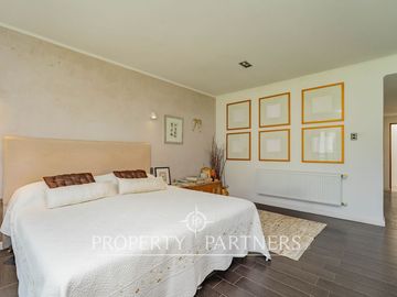 Casa en Parcela en Exclusivo Sector de Pirque, Santa Rita