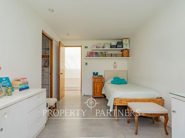 Casa en Parcela en Exclusivo Sector de Pirque, Santa Rita