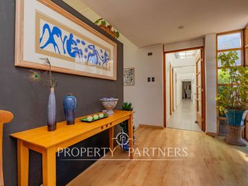 Casa en Parcela en Exclusivo Sector de Pirque, Santa Rita