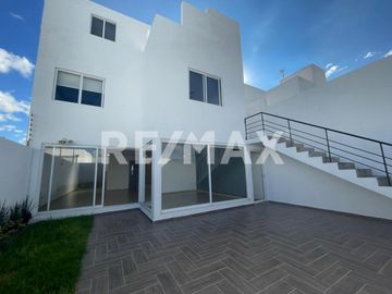 Casa en venta en Grand Juriquilla  - (3)