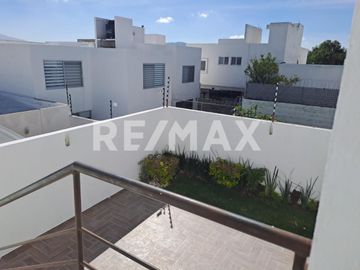 Casa en venta en Grand Juriquilla  - (3)