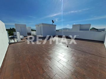 Casa en venta en Grand Juriquilla  - (3)