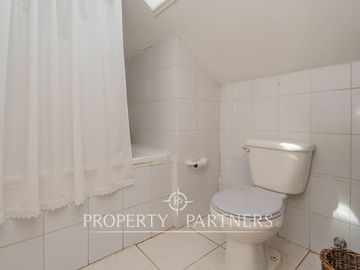 Excelente casa en parcela en céntrico sector de Pirque