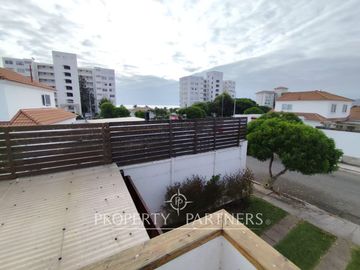 Amplia casa remodelada en Serena Golf