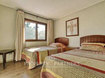 Venta de Hermosa y Gran casa en condominio de Peñalolén