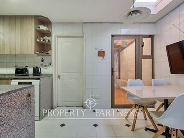 Venta de Hermosa y Gran casa en condominio de Peñalolén