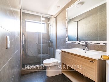 Linda casa en pleno San Joaquin de construcción solida remodelada