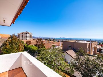 Linda casa en pleno San Joaquin de construcción solida remodelada