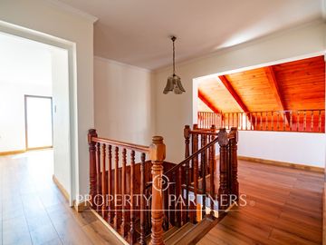 Linda casa en pleno San Joaquin de construcción solida remodelada