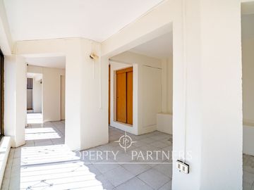Linda casa en pleno San Joaquin de construcción solida remodelada