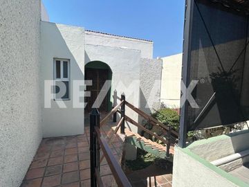 Casa de desniveles en Venta en Loma Dorada - (3)
