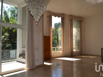 Casa en venta, Lomas Anàhuac Huixq. 4 habitaciones doble filtro de seguridad
