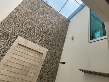 Casa en Residencial Santa Fe, León, Gto. $4.3 MDP, recámara en planta baja
