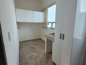 Casa en Residencial Santa Fe, León, Gto. $4.3 MDP, recámara en planta baja